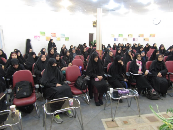 برنامه ساعت فرهنگی این هفته:

برگزاری کرسی آزاداندیشی با موضوع "حجاب اجباری: آری یا نه؟" 5