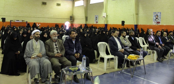 ویژه برنامه باشکوه گرامیداشت هفته بسیج در پردیس حضرت معصومه(س) برگزار شد. 2