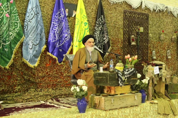 ویژه برنامه باشکوه گرامیداشت هفته بسیج در پردیس حضرت معصومه(س) برگزار شد. 2