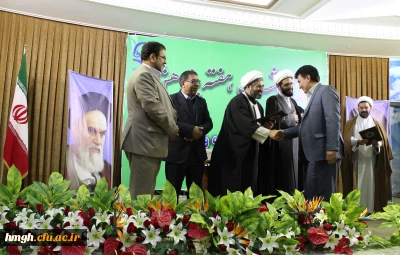 با حضور انصاری راد معاون دانشجویی دانشگاه فرهنگیان در قم برگزار شد:

بزرگداشت هفته پژوهش و گرامیداشت روز وحدت حوزه و دانشگاه
