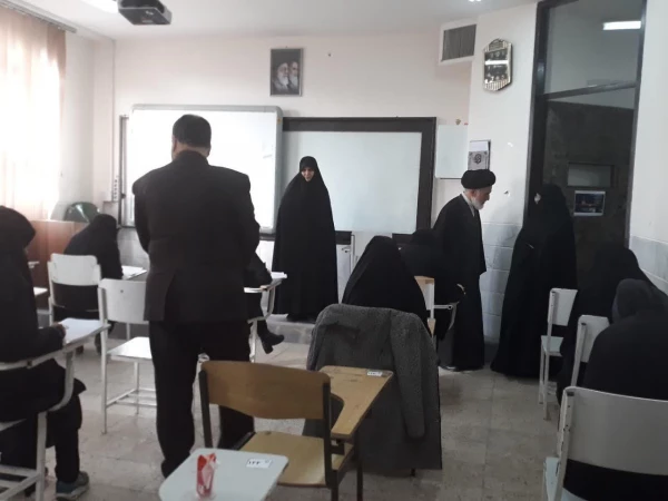 بازدید مسؤولان دانشگاه فرهنگیان استان قم از جلسه امتحانات و قسمت های مختلف پردیس حضرت معصومه(س) 2