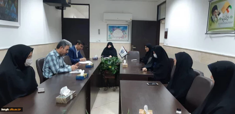 تقدیر از همکاران واحد آموزش و گروه پشتیبانی آموزش برخط در دوران کرونا به مناسبت هفته سرآمدی آموزش 2