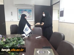 تقدیر از همکاران واحد آموزش و گروه پشتیبانی آموزش برخط در دوران کرونا به مناسبت هفته سرآمدی آموزش 3