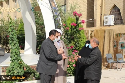 در جوار مزار شهید گمنام پردیس حضرت معصومه(س) برگزار شد:

مراسم گرامیداشت هفته دفاع مقدس و تجلیل از یادگاران هشت سال دفاع مقدس