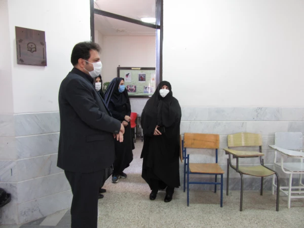 بازدید مسؤولان اداره سلامت و تندرستی اداره کل آموزش و پرورش استان قم از مکان مصاحبه پذیرفته شدگان چند برابر ظرفیت 3