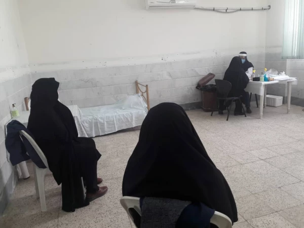 انجام آزمایشات چکاپ پزشکی کارکنان پردیس حضرت معصومه(س) 2