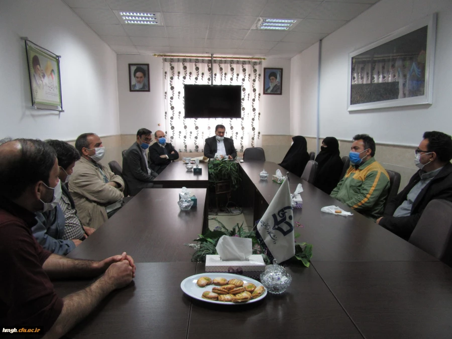 تقدیر از نیروهای شرکتی توسط مدیر امور پردیس های استان قم 2