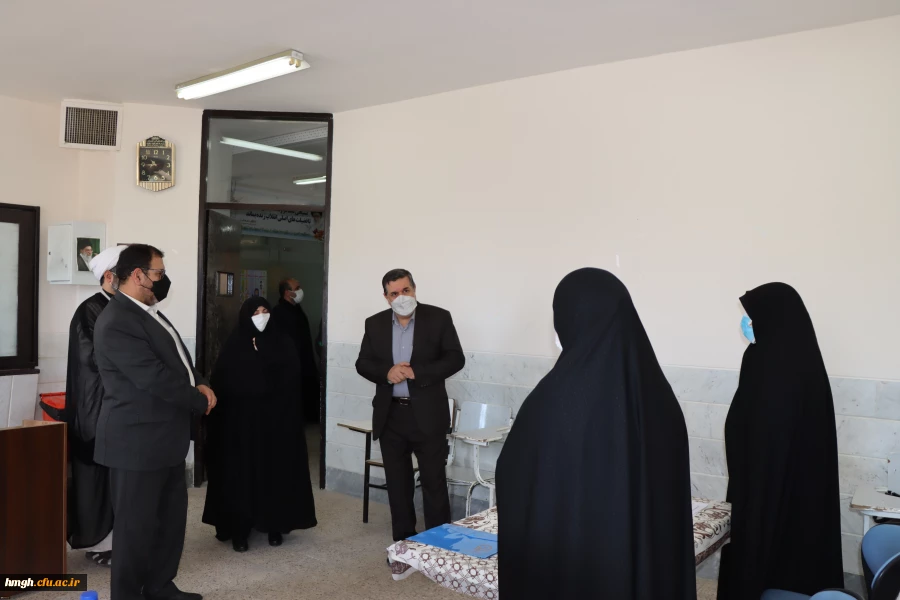 بازدید رییس دانشگاه فرهنگیان از فرآیند اجرای مصاحبه پذیرفته شدگان چند برابر ظرفیت استان قم 5