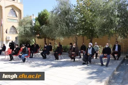 در هفته دفاع مقدس برگزار شد: 

مراسم غبار روبی مزار شهید گمنام پردیس حضرت معصومه(س) و گلزار شهدای قم 2