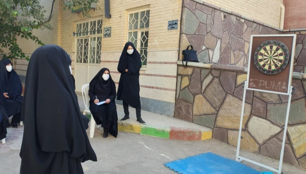 به مناسبت هفته تربیت بدنی برگزار شد: 

مسابقات ورزشی بین کارکنان پردیس حضرت معصومه(س) 2