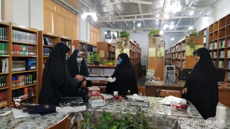 برگزاری جلسه توجیهی یکروزه دبیران منتخب کانون های فرهنگی و انجمن های علمی پردیس حضرت معصومه(س)   2