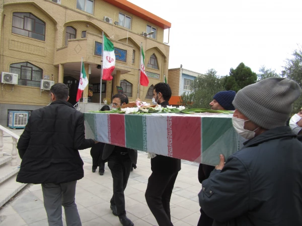 تشییع پیکر پاک شهید گمنام در پردیس حضرت معصومه(س) 2