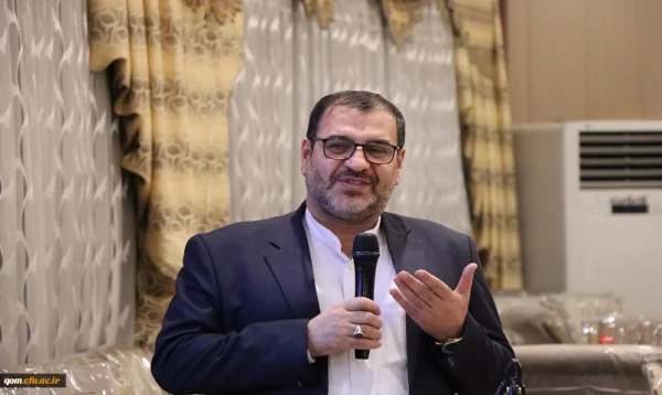 در استان قم برگزار شد:

جشن میلاد بانوی آب و آینه حضرت زهرا(س)، روز زن و گرامیداشت مقام مادر 2