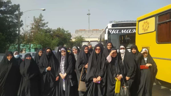 برگزاری اردوی یک روزه بازدید از نمایشگاه بین المللی کتاب تهران 4