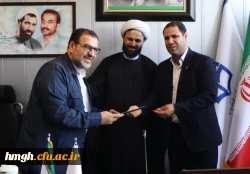 از زحمات دکتر حسن محمدپور سرپرست سابق مدیریت امور پردیس های استان قم 2