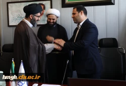 از زحمات دکتر حسن محمدپور سرپرست سابق مدیریت امور پردیس های استان قم 3