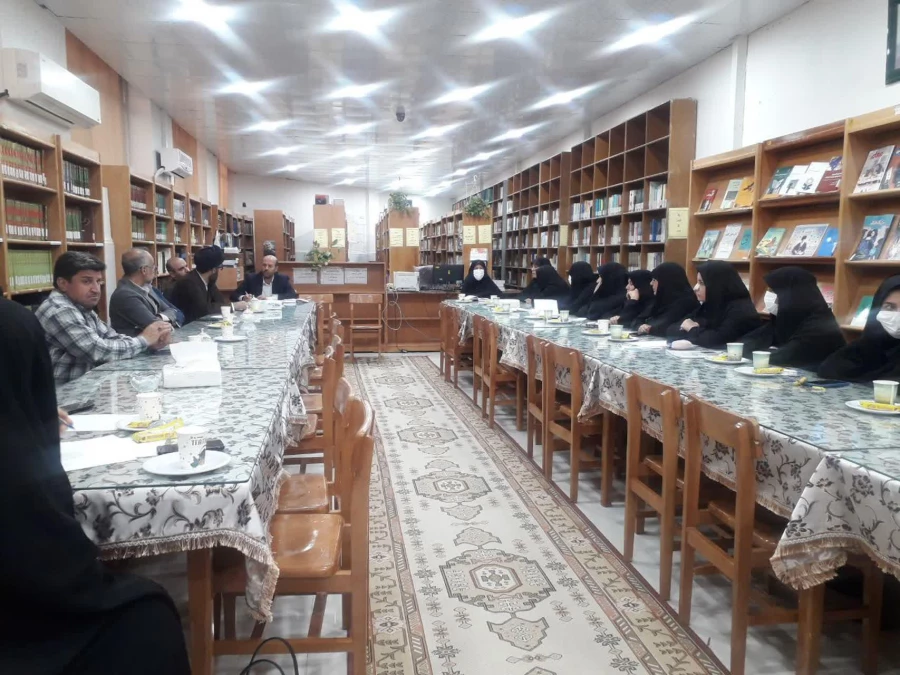 جلسه شورای اداری پردیس حضرت معصومه(س) 2