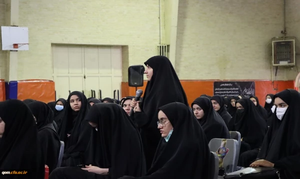 جلسه پرسش و پاسخ با موضوع عفاف و پوشش 5