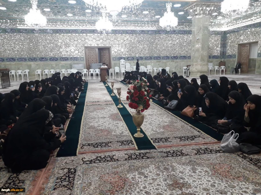 شرکت دانشجومعلمان در مراسم غبارروبی حرم مطهر حضرت معصومه(س) 2