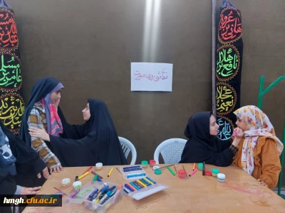 شرکت دانشجو معلمان در غرفه کودک نمایشگاه سرزمین من