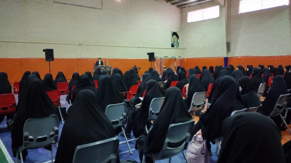 جلسه مسؤولان هسته گزینش اداره کل آموزش و پرورش استان قم با دانشجومعلمان 2