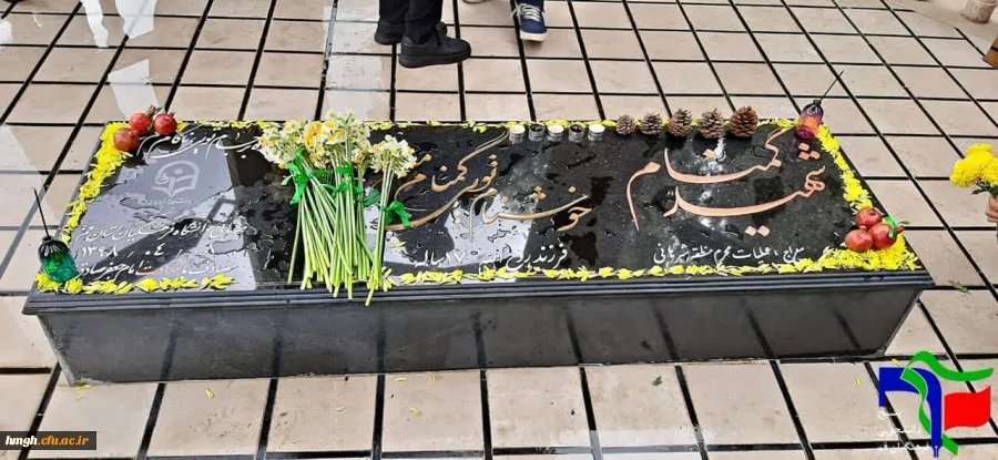 به مناسبت هفته بسیج انجام شد: 

غبارروبی مزار مطهر شهید گمنام مدفون در پردیس حضرت معصومه(س)  2