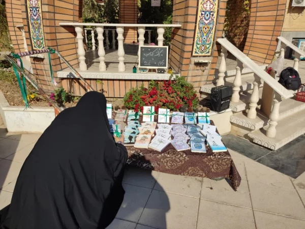 برگزاری کافه کتاب به مناسبت هفته کتاب 5