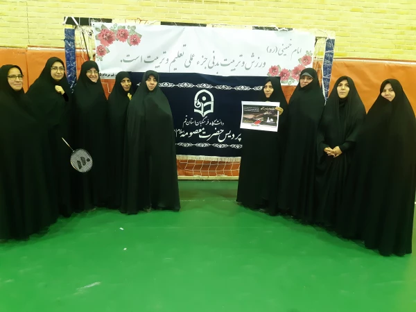 برگزاری مسابقات ورزشی دارت و بدمینتون ویژه اساتید و کارکنان 2