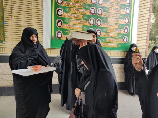 اعزام اولین گروه دانشجومعلمان پردیس حضرت معصومه(س) به اردوی زیارتی مشهد مقدس 2