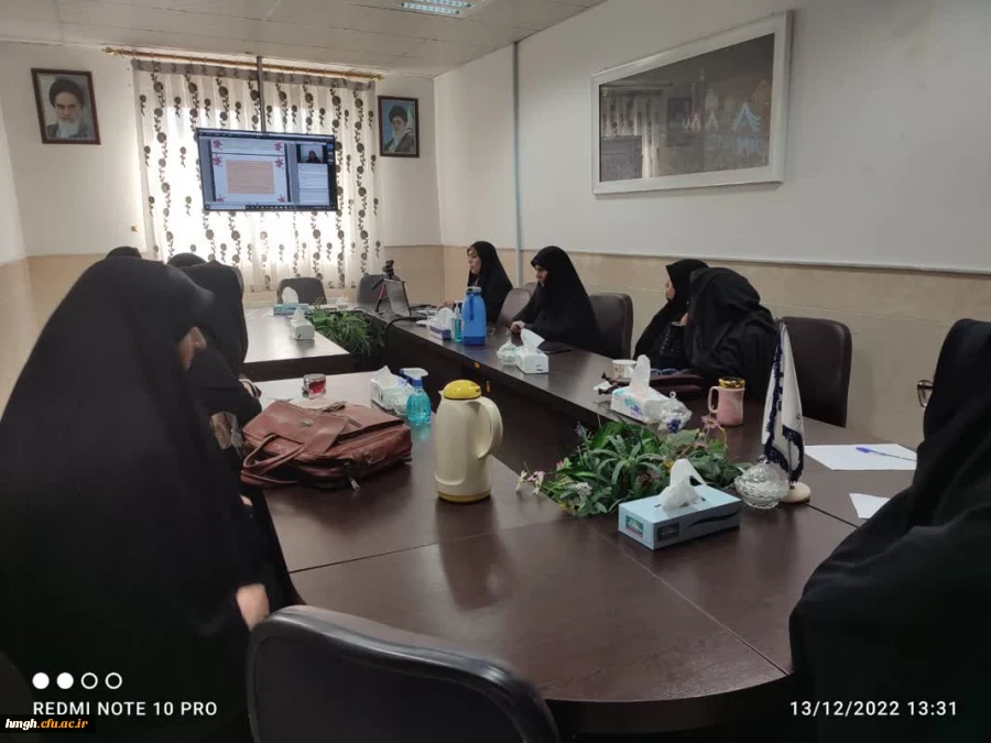 به مناسبت هفته پژوهش برگزار شد: نشست علمی با عنوان «تحلیل پدیدار شناسانه نقاره خوانی در حرم مقدس رضوی»  2