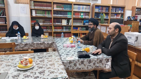 با حضور مدیر امور پردیس های دانشگاه فرهنگیان استان قم برگزار شد:  

جلسه شورای اداری پردیس حضرت معصومه(س) 2