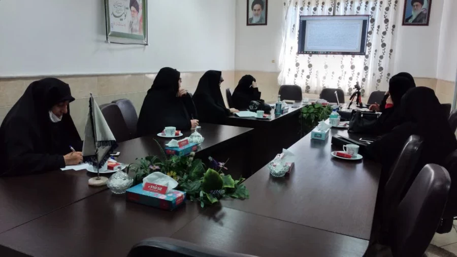 با حضور اساتید کارورزی برگزار شد:

جلسه توجیهی کارورزی 2  2