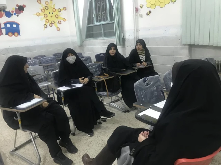 برگزاری هم اندیشی اساتید پردیس حضرت معصومه(س) 2