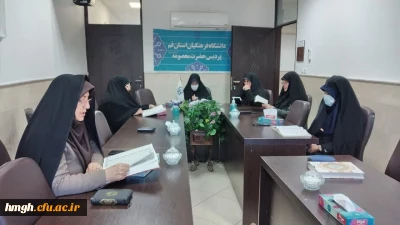 با حضور اساتید، کارکنان و دانشجومعلمان پردیس حضرت معصومه(س) برگزار می شود:

محفل انس با قرآن کریم در ماه مبارک رمضان 
