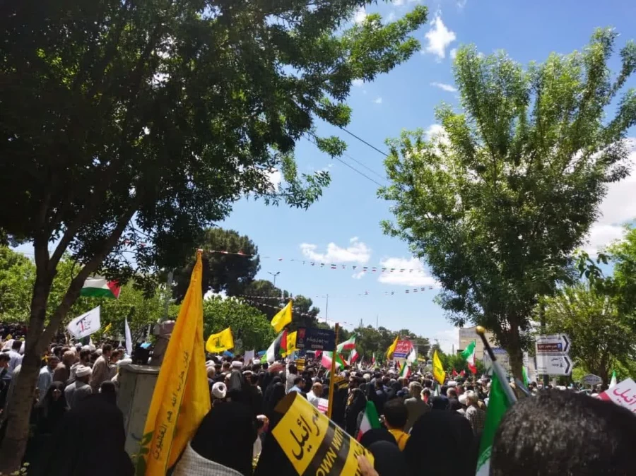 حضور پرشور دانشجومعلمان و اساتید پردیس حضرت معصومه (س) دانشگاه فرهنگیان قم در راهپیمایی روز جهانی قدس                                                                                                                            2