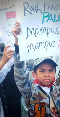 حضور پرشور دانشجومعلمان و اساتید پردیس حضرت معصومه (س) دانشگاه فرهنگیان قم در راهپیمایی روز جهانی قدس                                                                                                                            2