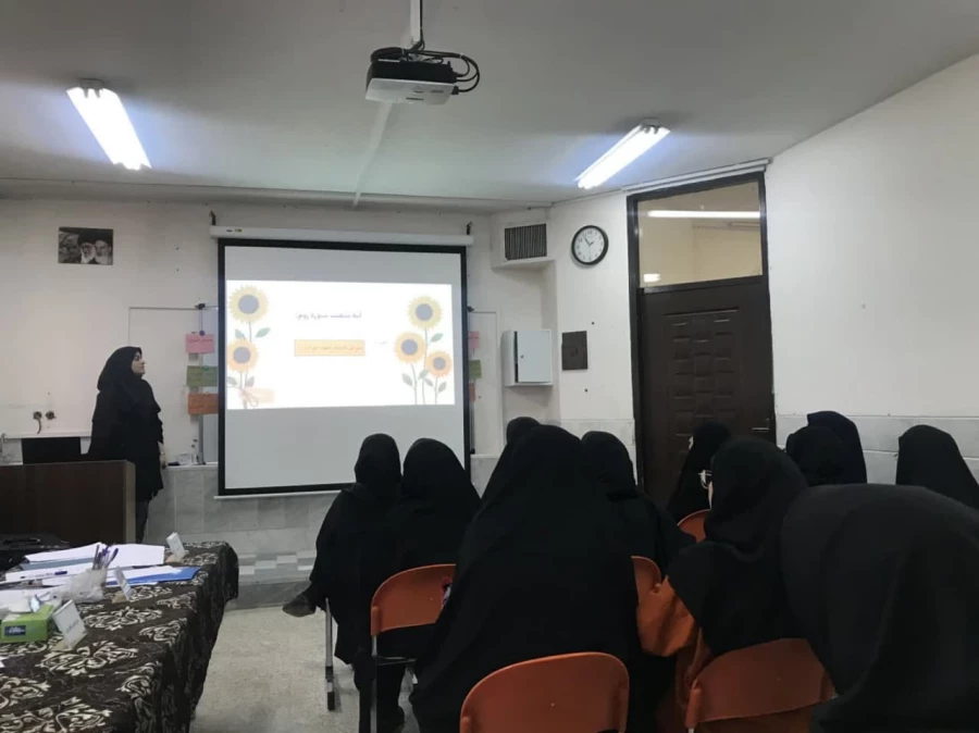 مرحله استانی دهمین جشنواره تدریس برتر استان قم برگزار شد 5