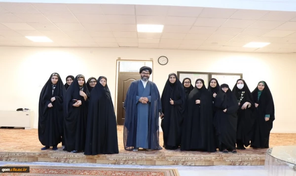 به مناسبت تولد بانوی کرامت حضرت فاطمه معصومه(س) و روز دختر انجام شد:

حضور سرزده موسوی مدیر امور پردیس های استان در سرای دانشجویی پردیس خواهران
 2