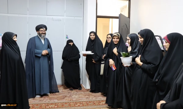 به مناسبت تولد بانوی کرامت حضرت فاطمه معصومه(س) و روز دختر انجام شد:

حضور سرزده موسوی مدیر امور پردیس های استان در سرای دانشجویی پردیس خواهران
 2