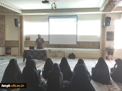 در پردیس حضرت معصومه (س) دانشگاه فرهنگیان قم برگزار شد: 

نشست «نقش طرح ولایت در تربیت نسل آینده» 