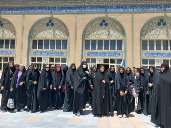 بازدید دانشجومعلمان پردیس حضرت معصومه (س) از نمایشگاه «الف تا»  2