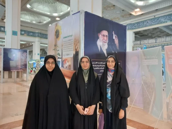 بازدید دانشجومعلمان پردیس حضرت معصومه (س) از نمایشگاه «الف تا»  2