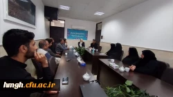 با حضور رئیس اداره منابع انسانی دانشگاه فرهنگیان استان قم برگزار شد: 

جلسه اداری با کارکنان شرکتی پردیس حضرت معصومه(س) 2