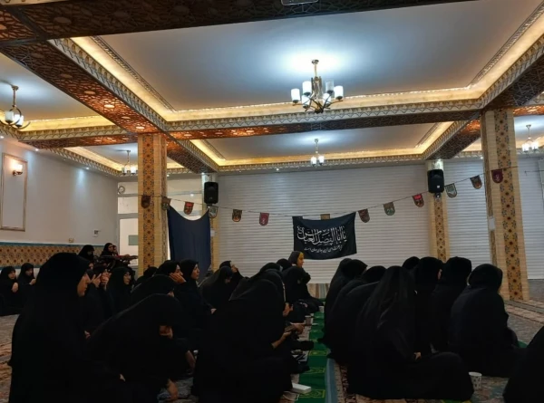 در ایام عزاداری سید و سالار شهیدان حضرت اباعبد الله الحسین(ع) برگزار شد: 

جلسات بصیرت افزایی 2