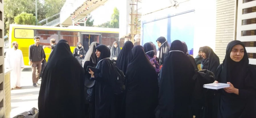 مراسم بدرقه دانشجومعلمان پردیس حضرت معصومه(س) جهت شرکت در راهپیمایی اربعین حسینی 2