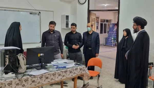 بازدید رییس دانشگاه فرهنگیان استان قم از فرایند مصاحبه پذیرفته شدگان چند برابر ظرفیت سال 1402 2