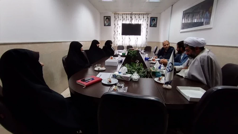 با حضور مسؤول دفتر نهاد نمایندگی مقام معظم رهبری در دانشگاه فرهنگیان استان قم انجام شد: 

معارفه کارشناس دفتر نهاد نمایندگی مقام معظم رهبری در پردیس حضرت معصومه(س) 2