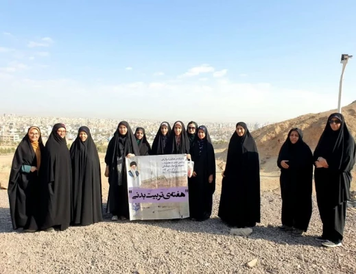 به مناسبت هفته تربیت بدنی انجام شد: 

همایش سراسری کوه پیمایی 2