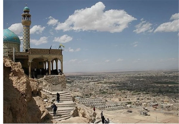 به مناسبت هفته تربیت بدنی انجام شد: 

همایش سراسری کوه پیمایی 2