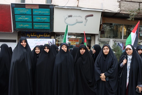 شرکت در راهپیمایی 13 آبان     4